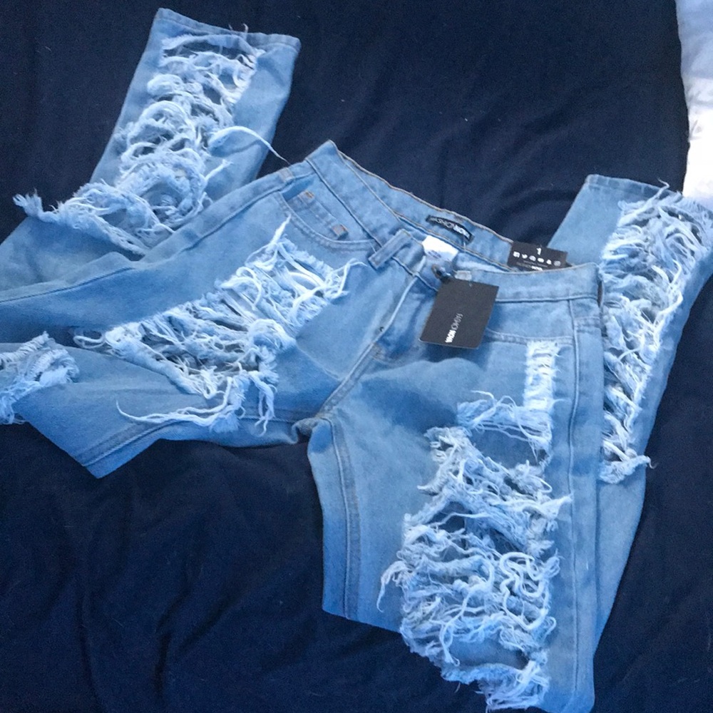 Fashionova Ripped jeans!